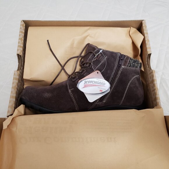 Propet NWT Brown Leather Zipper Shoes Size 8 Rugged Grip, Comfortable & Durable - Picture 8 of 9